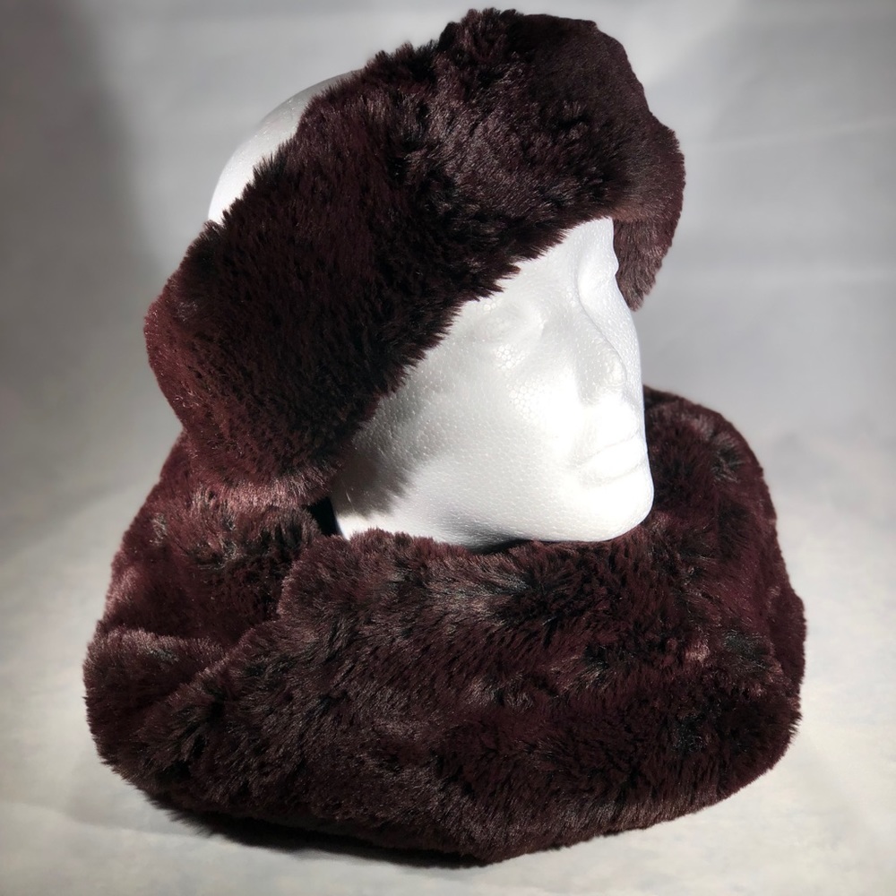 *HANDMADE!* matching Faux Fur Headband & Scarf